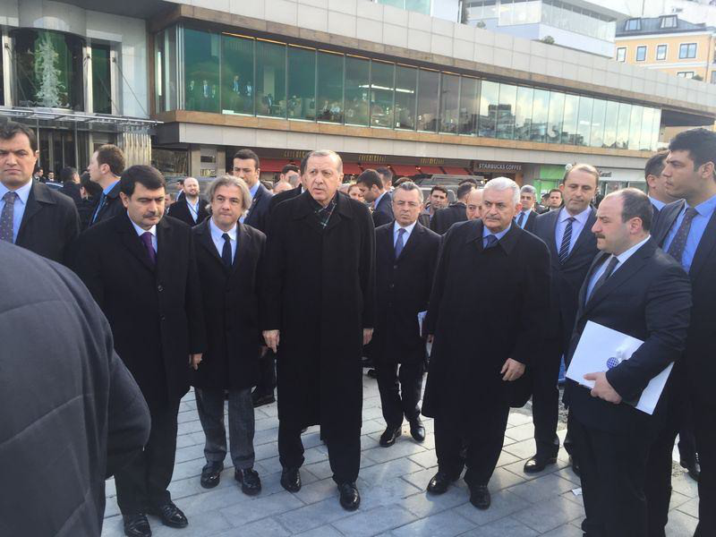 Cumhurbaşkanı Erdoğan Taksim’de...