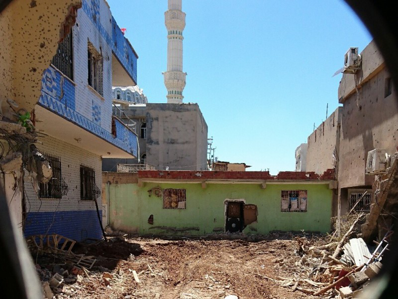 Nusaybin’de teröristlerle çatışma anı