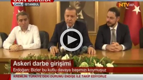 Başkomutan Erdoğan: Meydanlardan ayrılmak yok