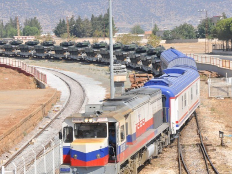 İstanbul 2. Zırhlı Tugay Komutalığı’ndaki tanklar İslahiye’ye taşınıyor