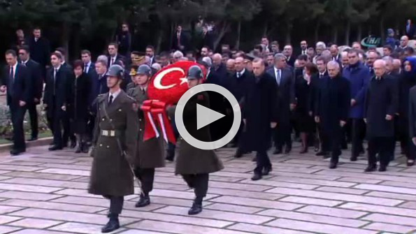 Devletin zirvesi Anıtkabir’de